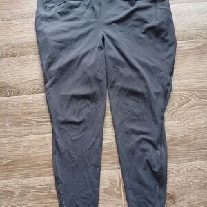 Lululemon Athletica Black Athletic Leggings with Care Tag Womens Size 20 EUC